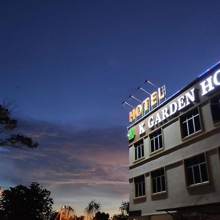 K Garden Hotel Parit Buntar Exterior foto