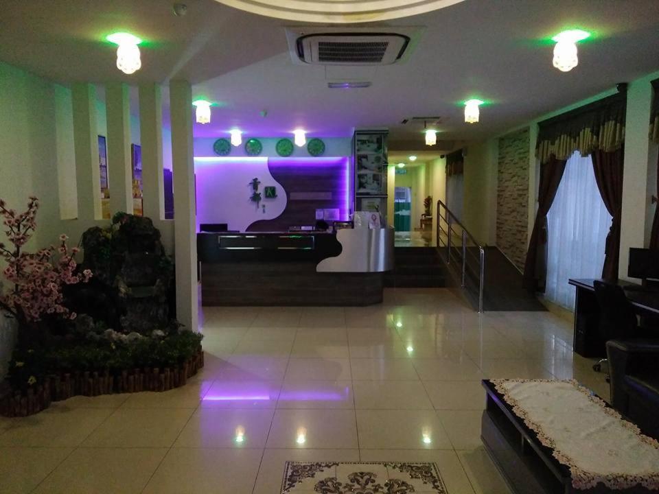 K Garden Hotel Parit Buntar Exterior foto